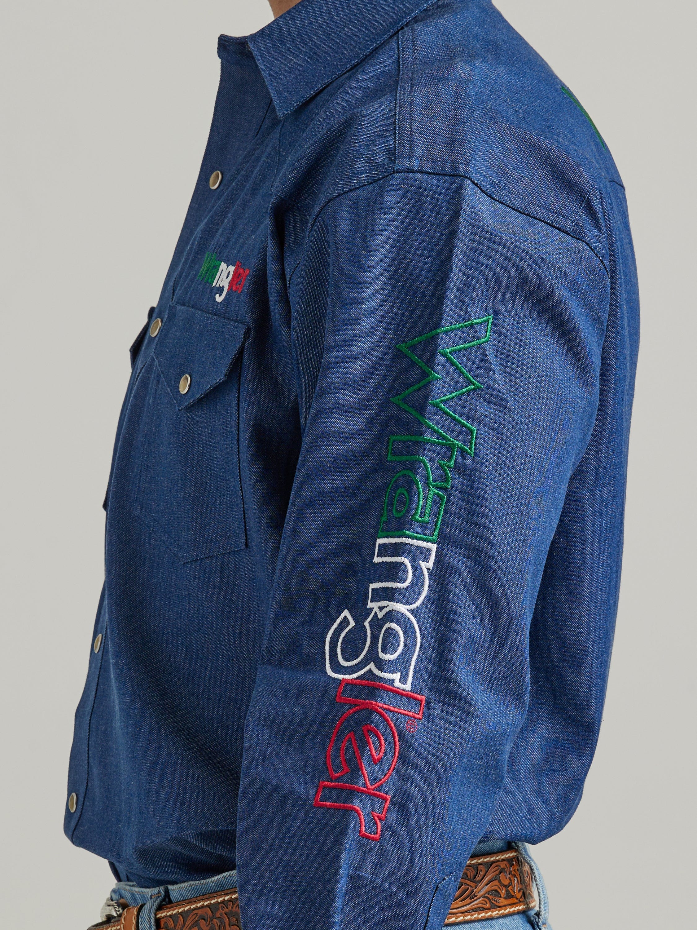 Wrangler Men's Logo Mexico Indigo Denim Long Sleeve Western Snap Shirt 112324642 - Image 3