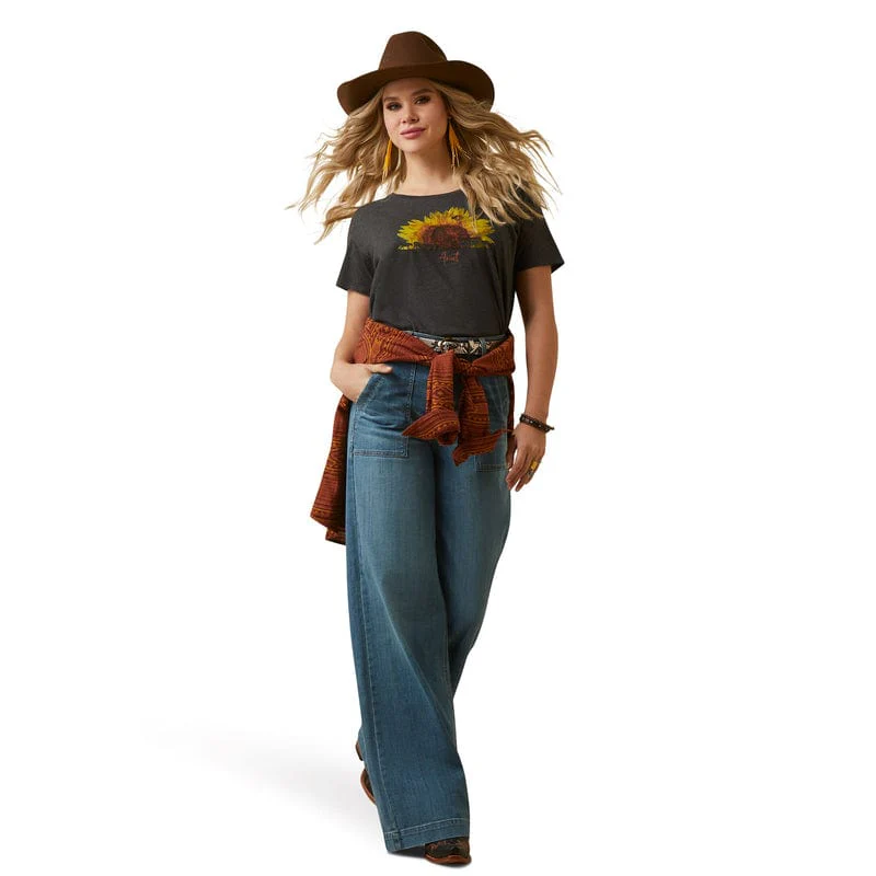 Ariat Women's Sunflower Cow Charcoal Heather Short Sleeve T-Shirt 10047640 - Image 4