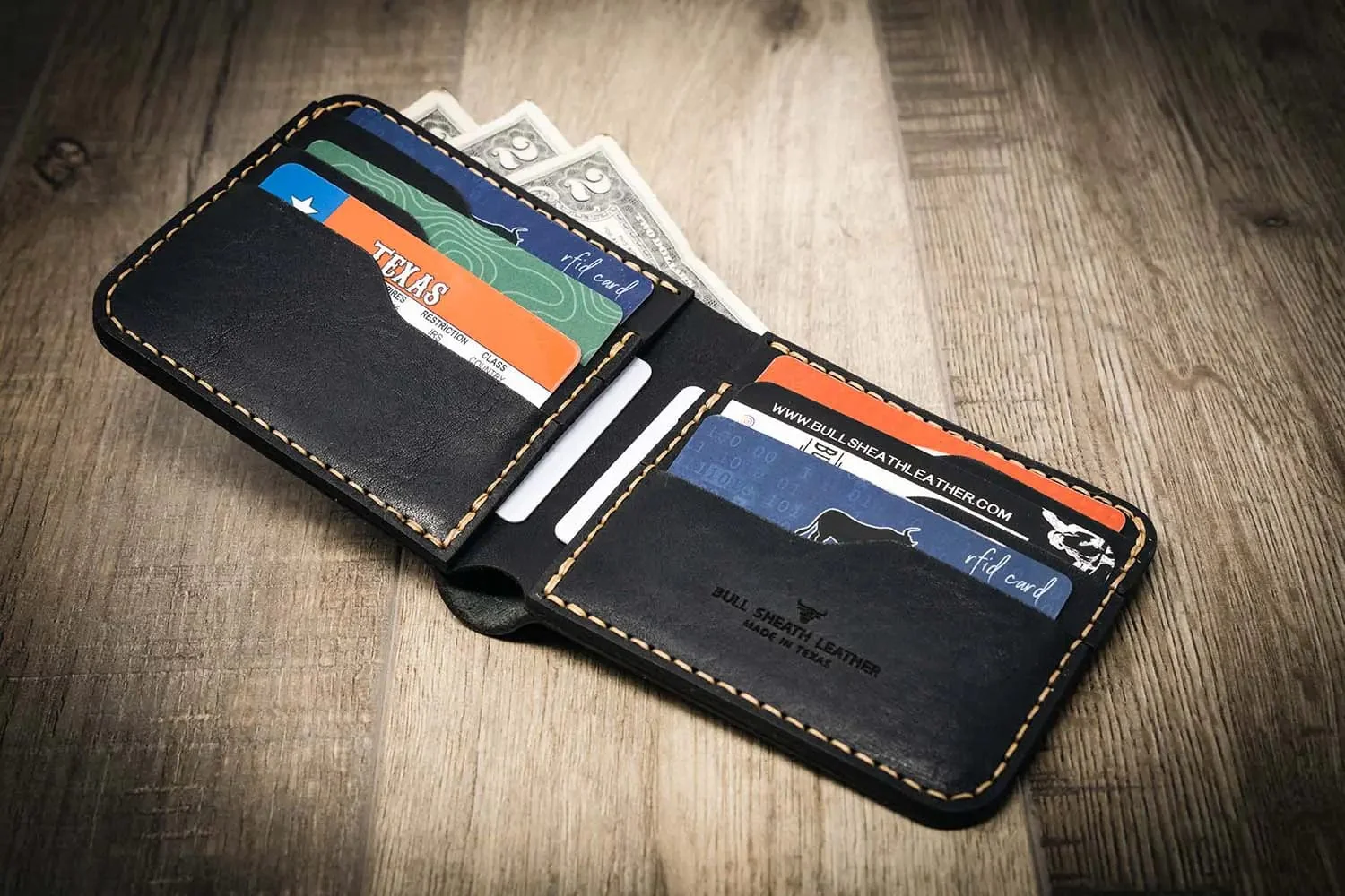 Bull Sheath Leather Men's Big Bend Bifold Wallet Black
