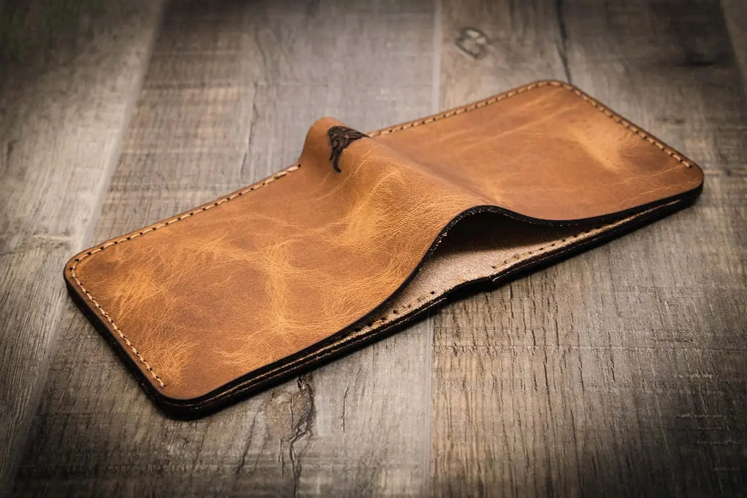 Bull Sheath Leather Men's Big Bend Bifold Wallet Saddle Tan - Image 2