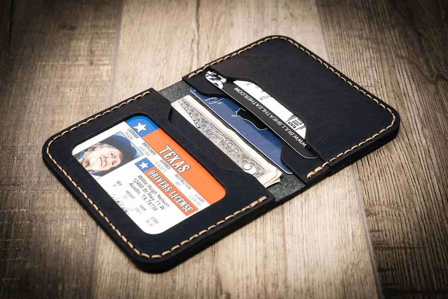 Bull Sheath Leather Men's The Georgetown Minimalist Wallet in Black - Image 5