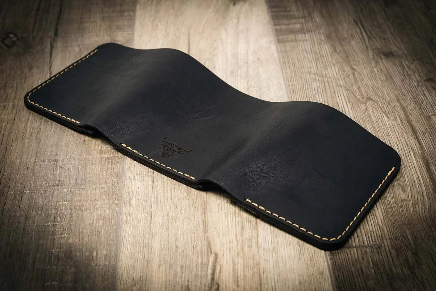 Bull Sheath Leather Men's The Trinity Trifold Wallet - Image 22