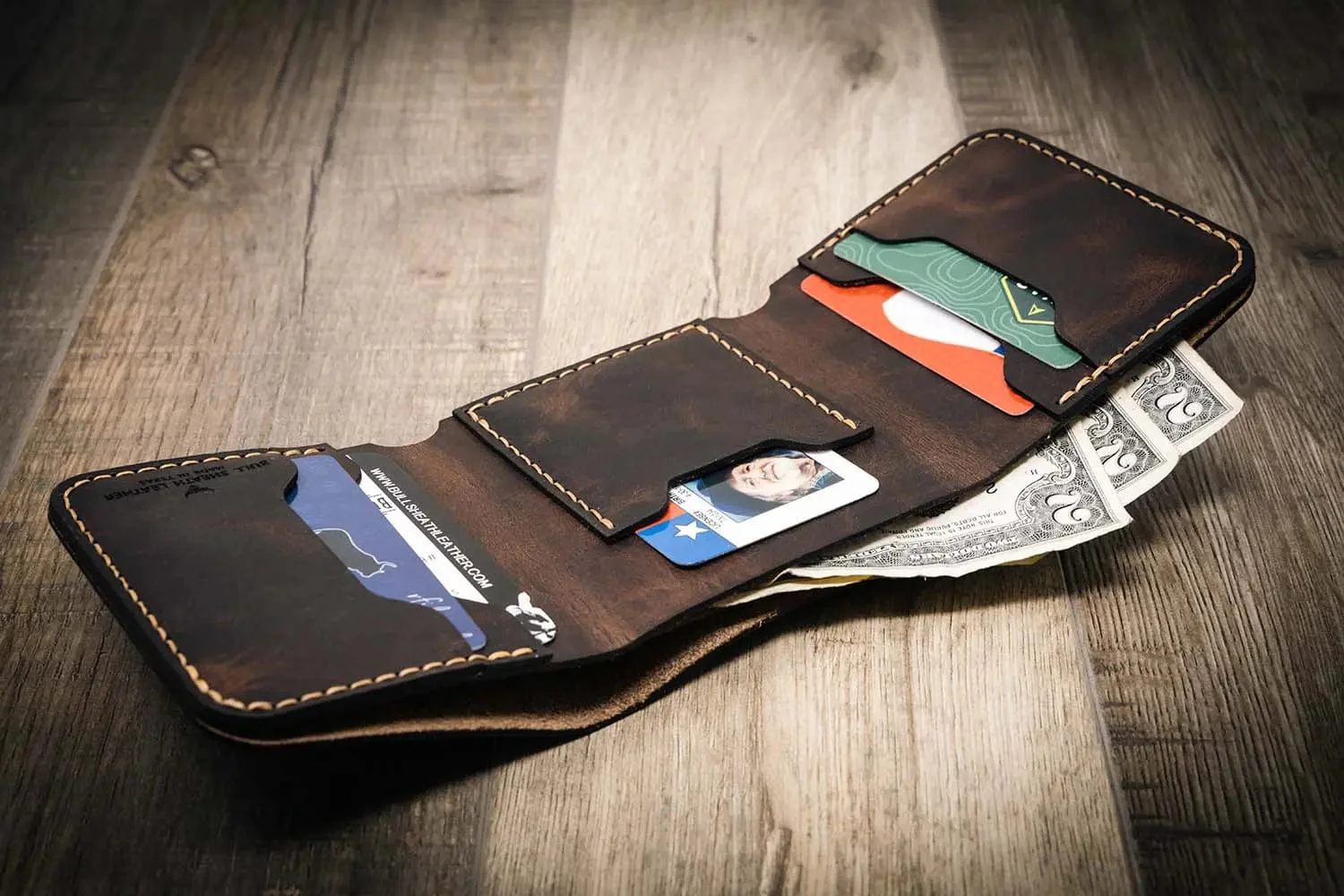 Bull Sheath Leather Men's The Trinity Trifold Wallet Walnut Brown - Image 2