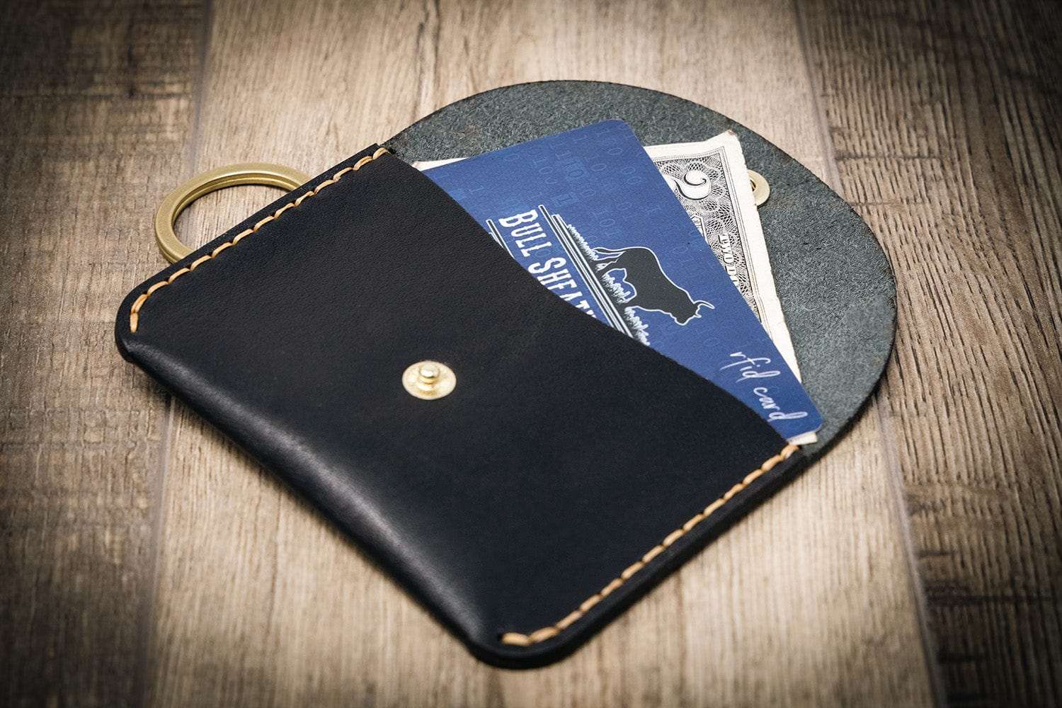 Bull Sheath Leather Women's The Richmond Leather Keychain Wallet in Black