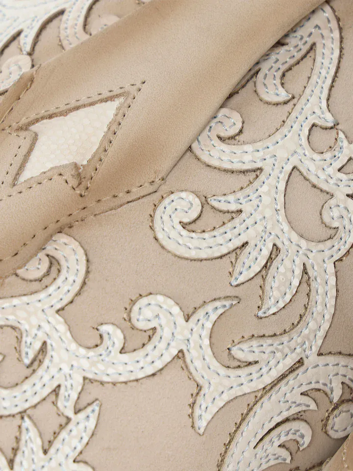Corral Women's Bone Overlay & Embroidered Snip Toe Wester Boots A5070 - Image 7