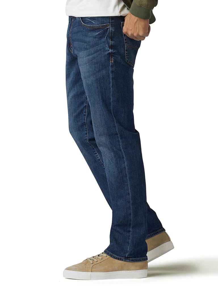 Lee Men's Extreme Motion Maddox Straight Leg Fit Tapered Jeans 2015042 - Image 3