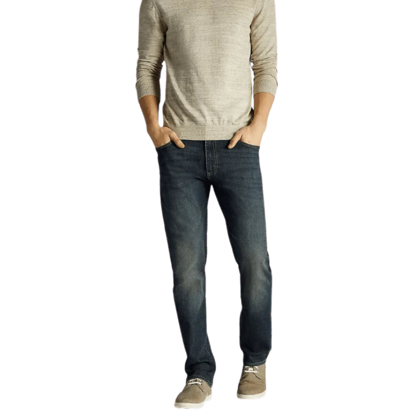Lee Men's Extreme Motion Maverick Straight Leg Fit Tapered Jeans 2015037