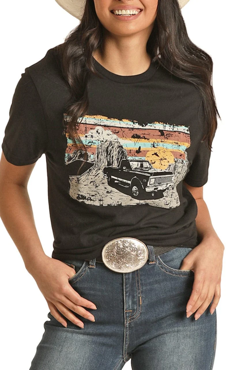 Rock & Roll Cowgirl Women's Black Car and Desert Graphic Tee RRUT21R12L