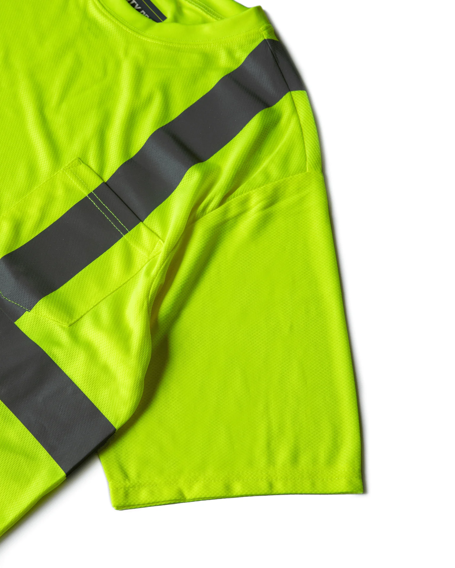 UHV303 HiVis Short Sleeve Tek Tee - Image 8