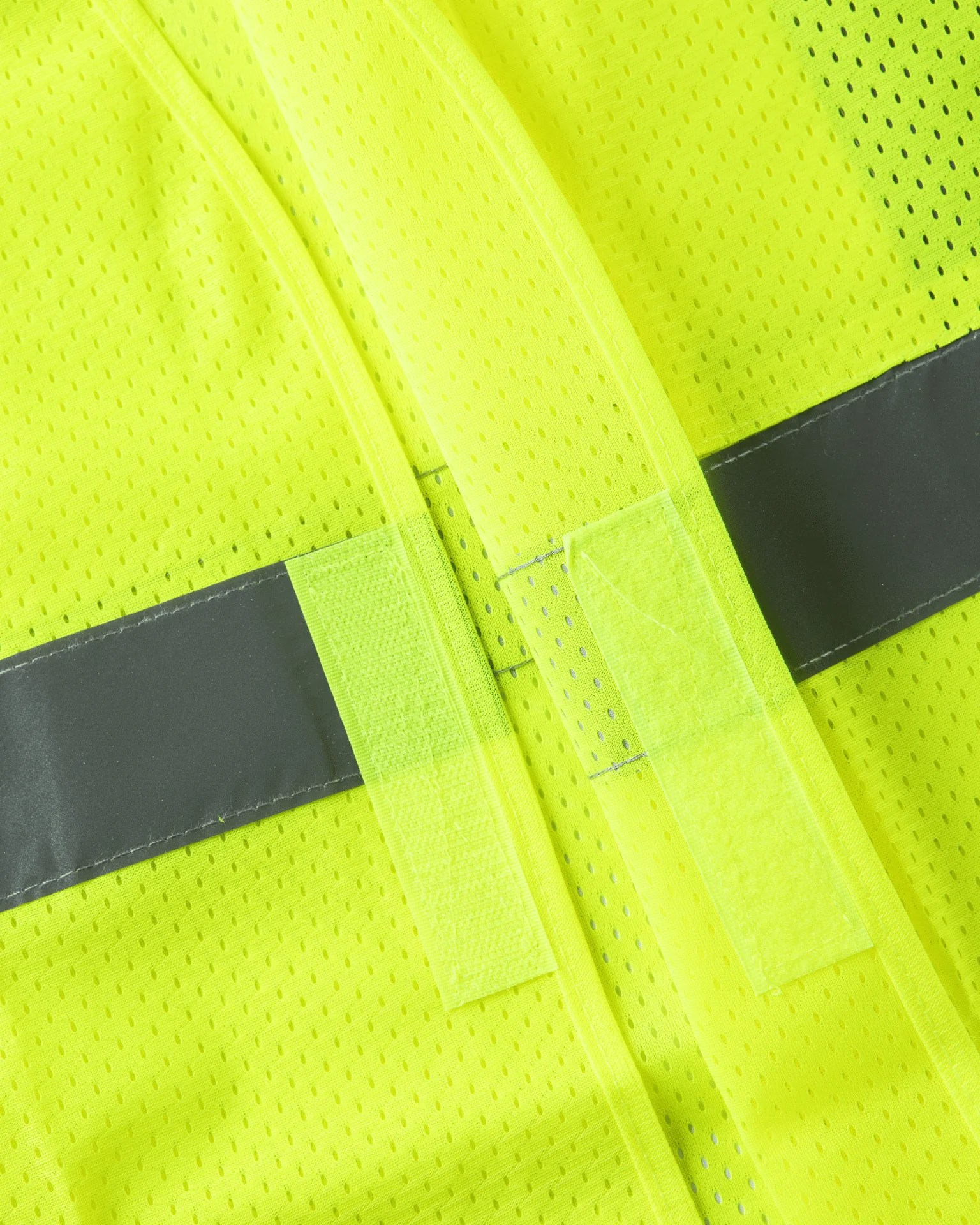 UPA472 HiVis Mesh Vest - Image 8