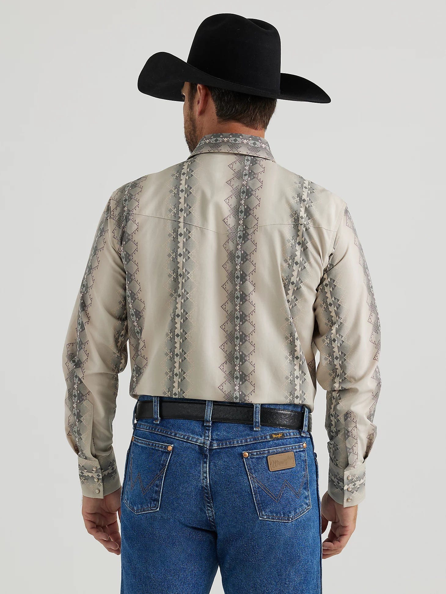 Wrangler Men's Checotah Gray Fade Long Sleeve Western Snap Shirt 112344418 - Image 2