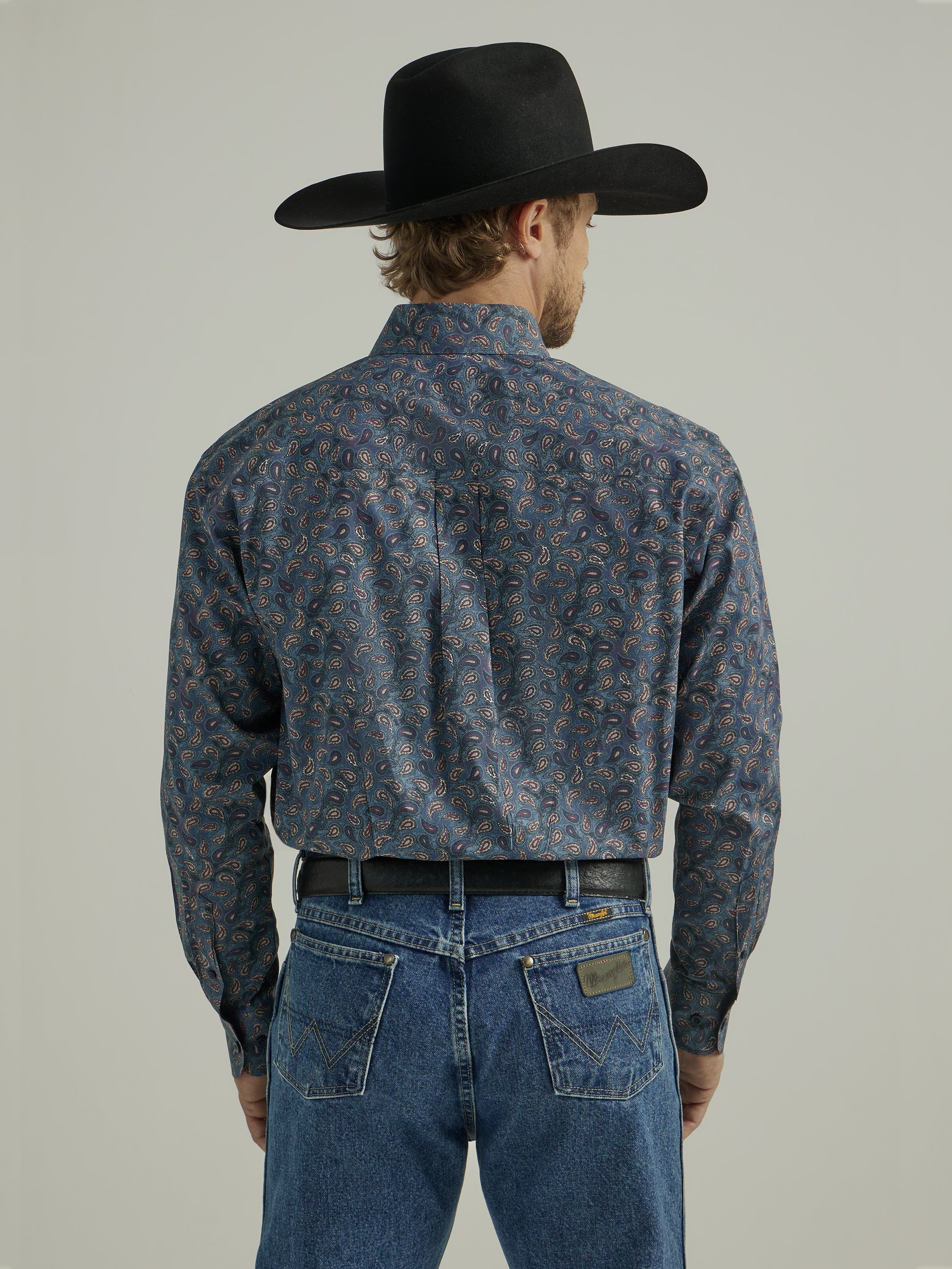 Wrangler Men's George Strait Navy Paisley Long Sleeve Button Down Western Shirt 112331808 - Image 3
