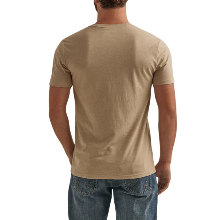 Wrangler Men's Heritage Trenchcoat Logo Short Sleeve Graphic T-Shirt 112344113 - Image 2