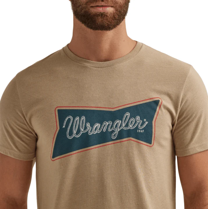 Wrangler Men's Heritage Trenchcoat Logo Short Sleeve Graphic T-Shirt 112344113 - Image 3