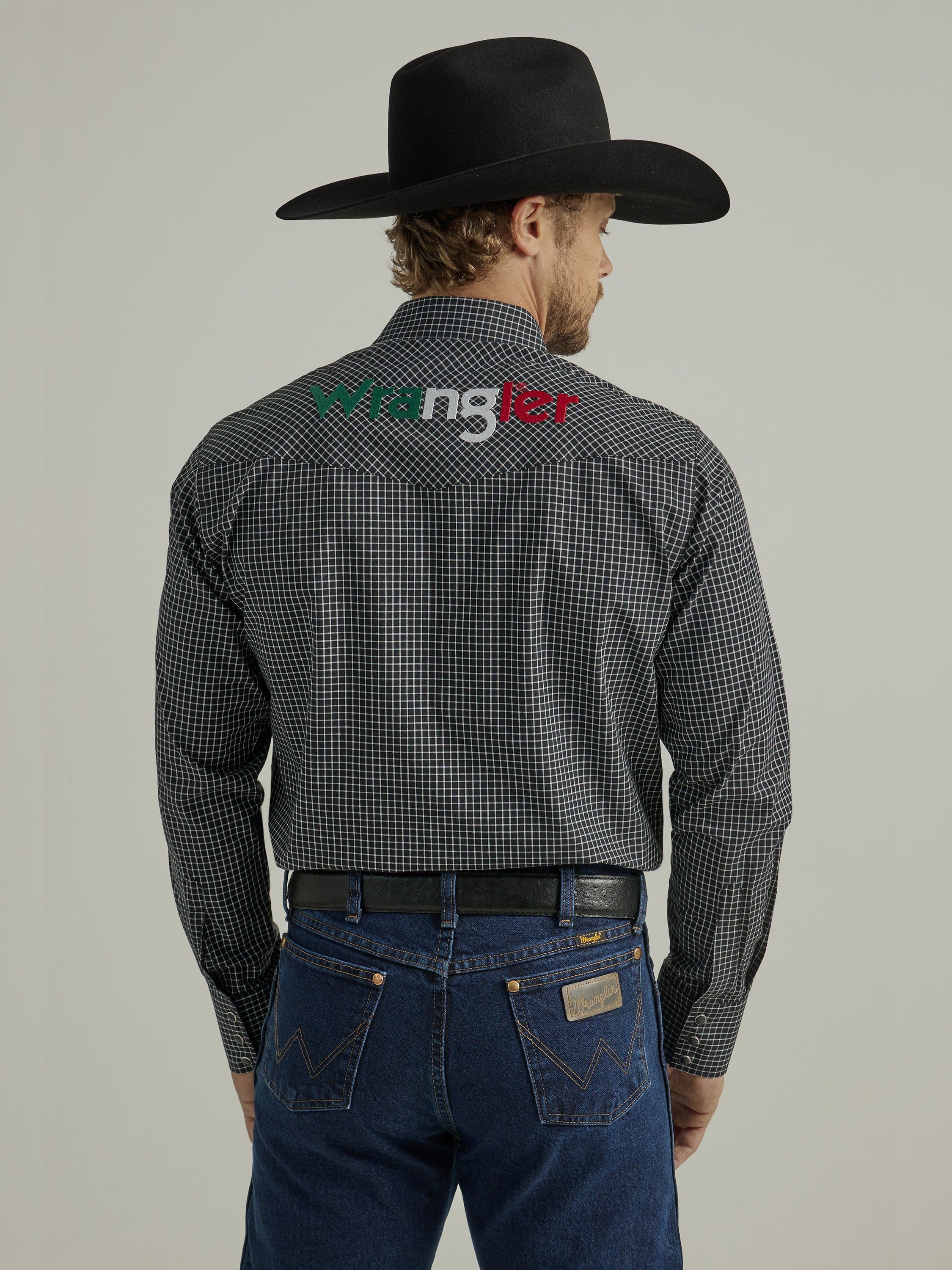 Wrangler Men's Mexico Black & White Plaid Print Embroidery Long Sleeve Western Shirt 112330376 - Image 5