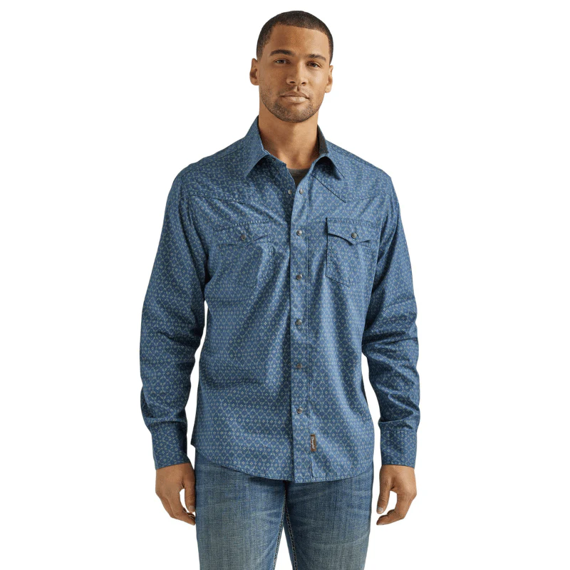 Wrangler Men's Retro Premium Blue Flower Chain Long Sleeve Western Snap Shirt 112338158
