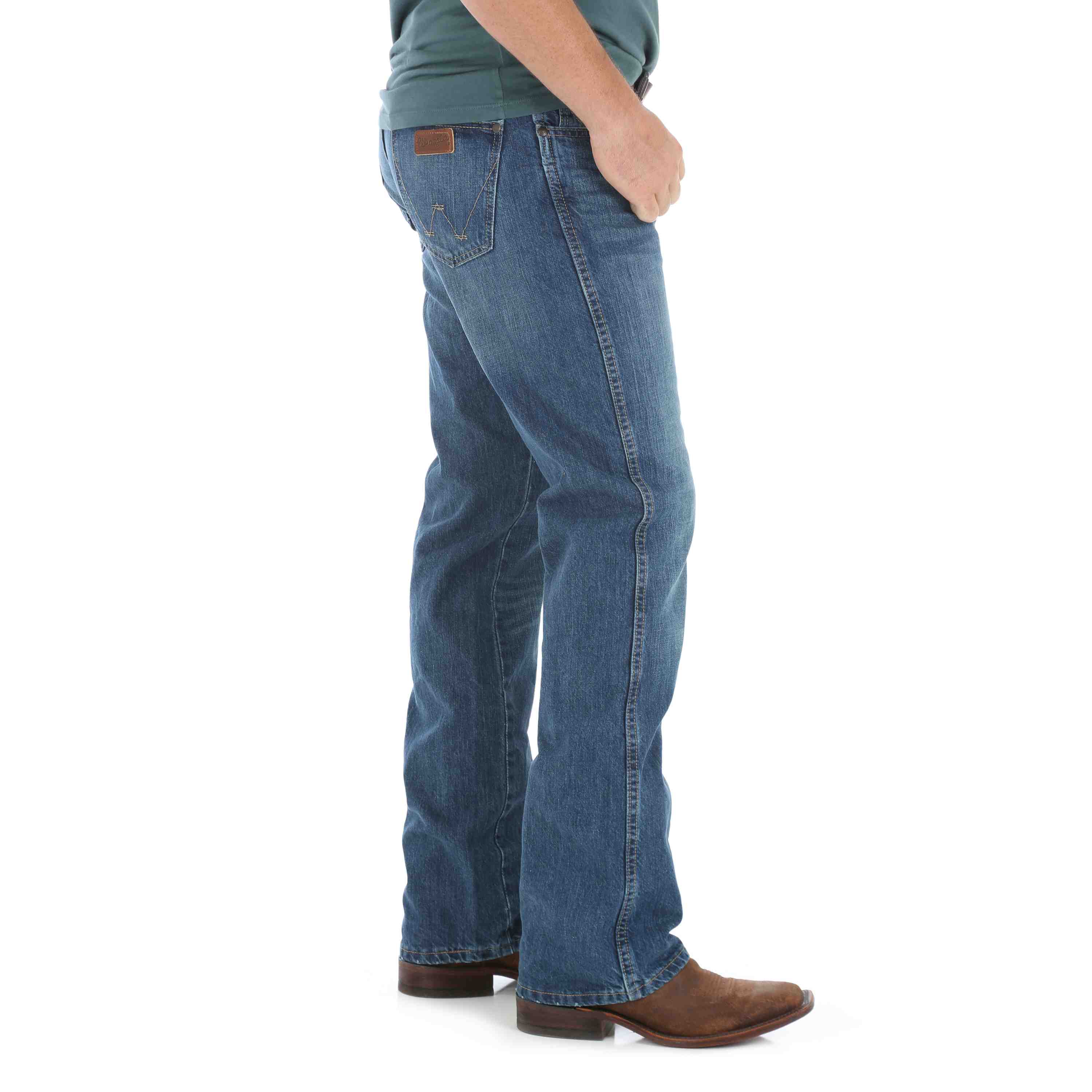 Wrangler Men's Retro Relaxed Boot Cut Jeans WRT20TB - Image 4