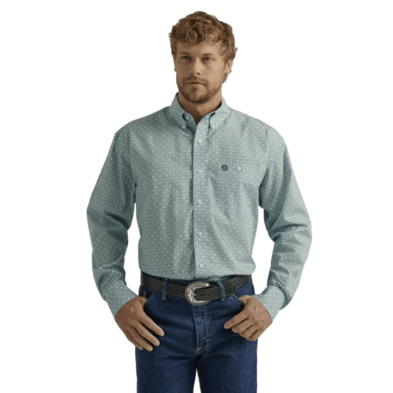 Wrangler Men's Sea Circle Relaxed Fit Long Sleeve Snap Western Shirt 112327835