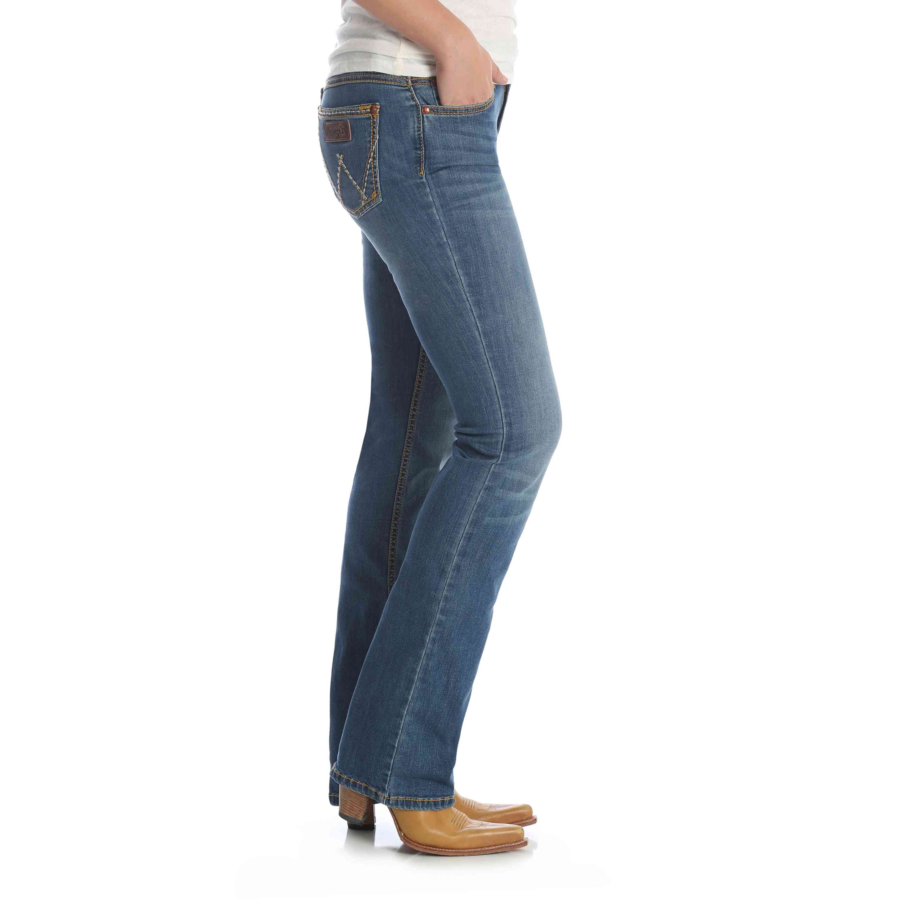 Wrangler Women's Retro Mae Mid-Rise Bootcut Jeans 09MWZKM - Image 4